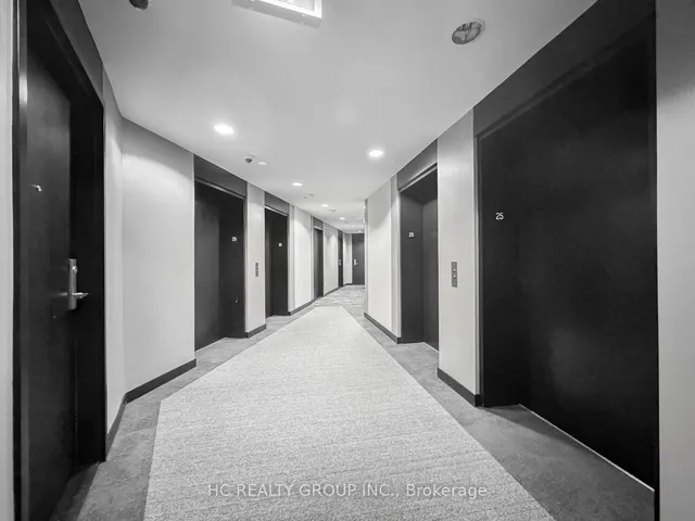 Additional image 25 of 49 East Liberty St Unit 2502