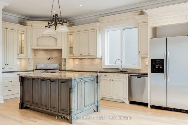 Additional image 7 of 425 Cranbrooke Ave