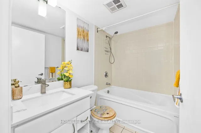 Additional image 15 of 36 Lee Centre Dr Unit 2708