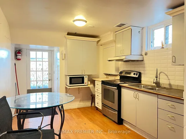 Additional image 11 of 26 Thurrock Rd