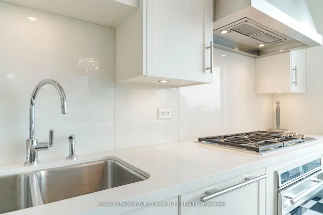 Additional image 13 of 183 Wellington St Unit 3903