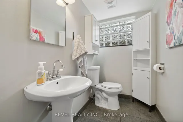 Additional image 23 of 93 Willowridge Rd