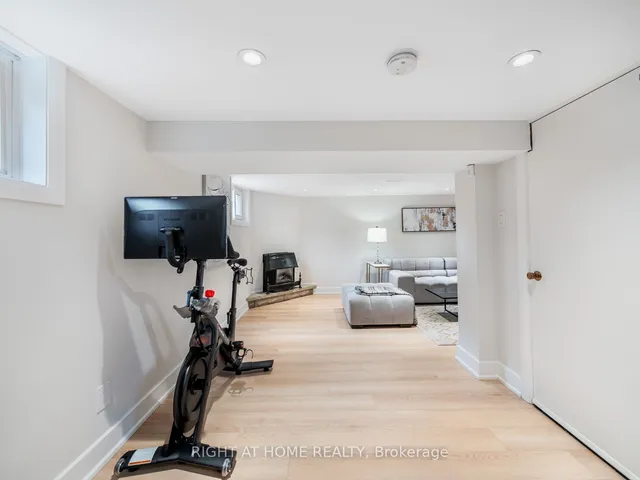 Additional image 33 of 49 Amsterdam Ave