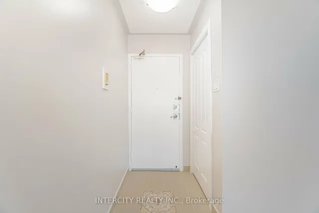 Additional image 5 of 4673 Jane St Unit 609