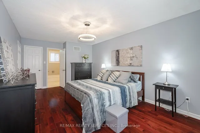 Additional image 17 of 70 Mara Cres