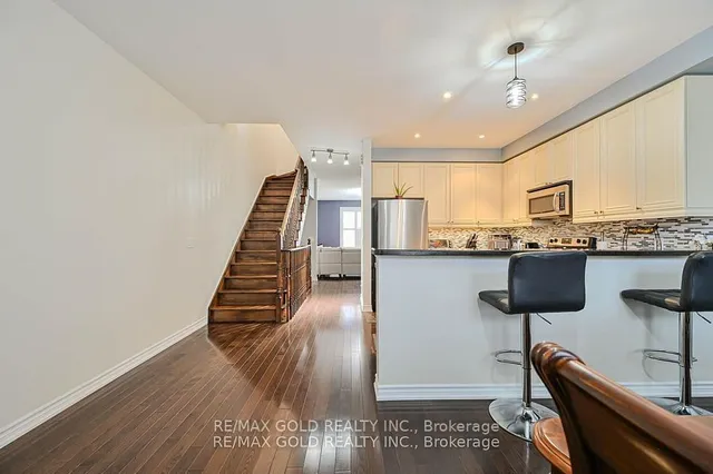 Additional image 22 of 31 Bergamont Rd