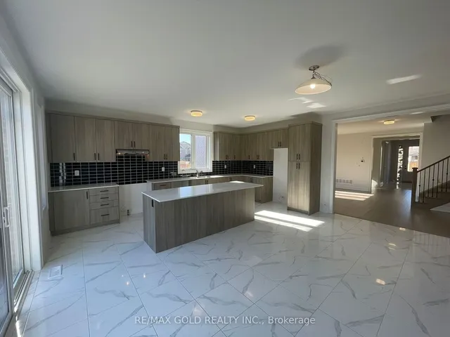 Additional image 8 of 31 Dolomite Dr