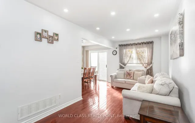 Additional image 6 of 17 Manett Cres