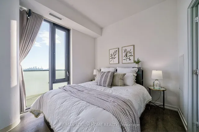 Additional image 20 of 161 Roehampton Ave Unit Ph05