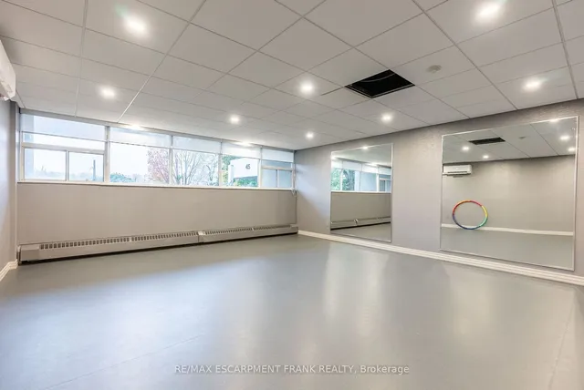 Additional image 32 of 45 Southport St Unit 212