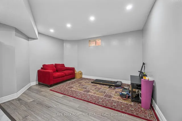 Additional image 21 of 29 Binder Twine Tr