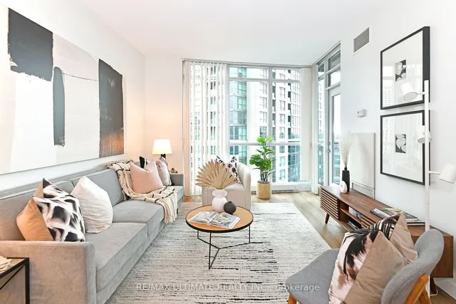 Additional image 23 of 231 Fort York Blvd Unit 824