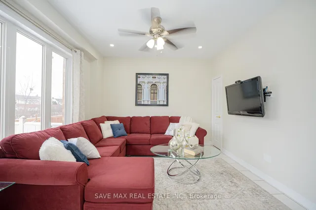 Additional image 9 of 50 Begonia Cres