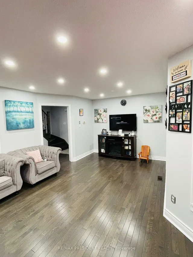 Additional image 36 of 19 Quail Feather Cres