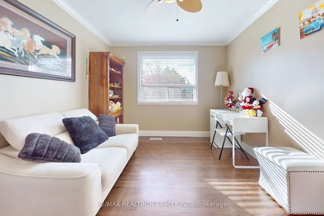 Additional image 28 of 237 Old Yonge St