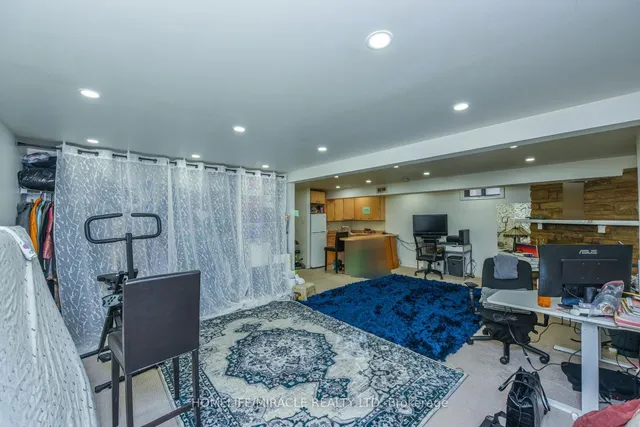 Additional image 33 of 235 Hansen Rd