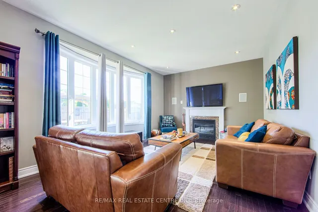 Additional image 33 of 30 Deanston Crt