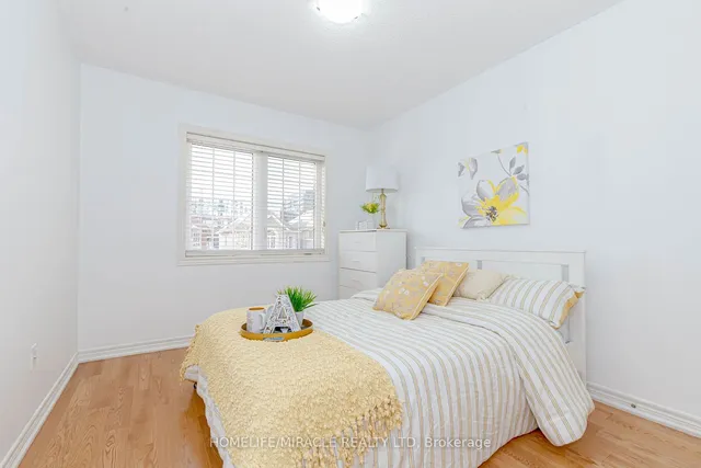 Additional image 18 of 9 Dufay Rd