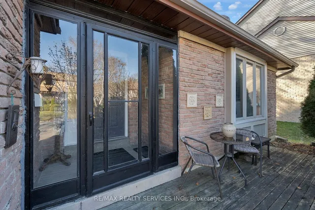 Additional image 5 of 107 Royal Palm Dr