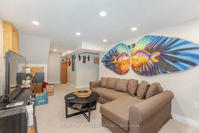 Additional image 28 of 16 Montrose Pl