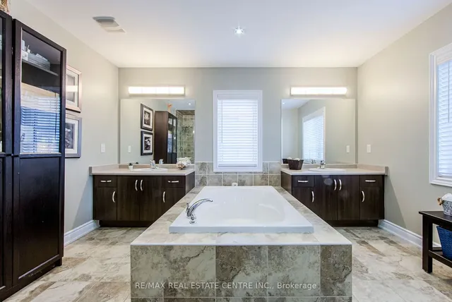 Additional image 20 of 30 Deanston Crt