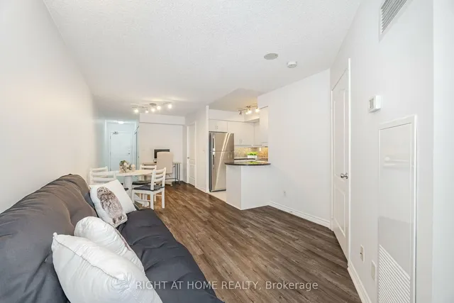 Additional image 16 of 2 Rean Dr Unit 813
