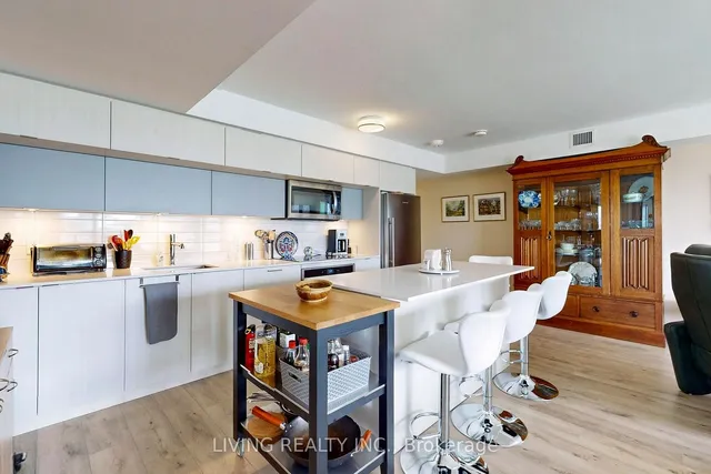 Additional image 11 of 575 Bloor St Unit 1202