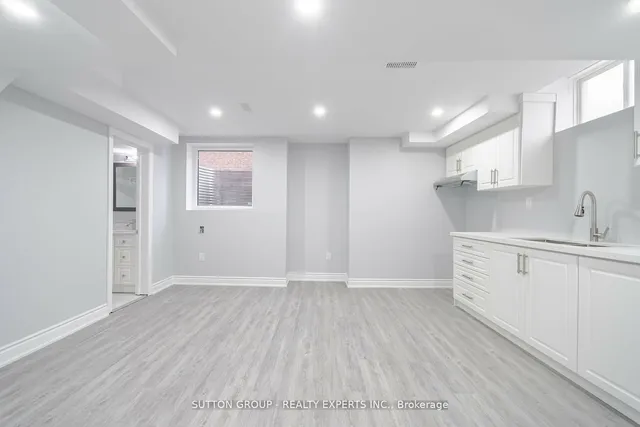 Additional image 35 of 8 Decorso Dr