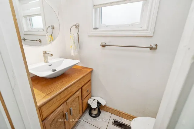 Additional image 12 of 21 Wright St