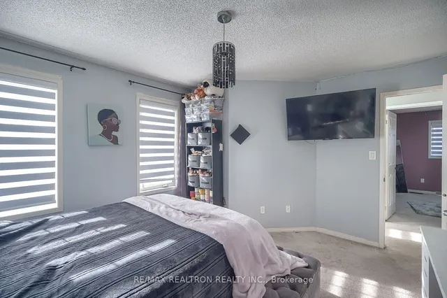 Additional image 30 of 102 Commodore Dr