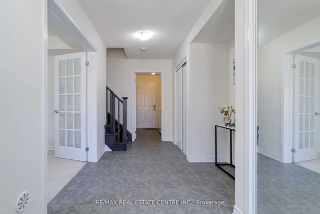 Additional image 4 of 4 Metro Cres