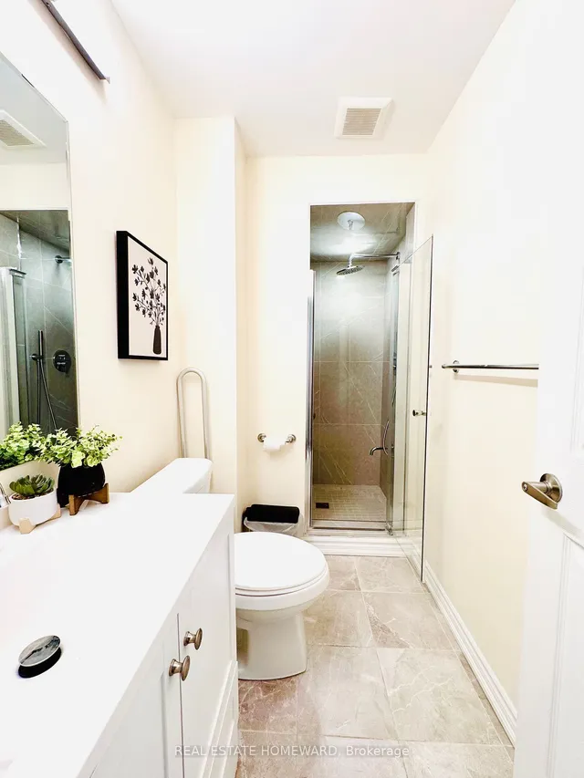 Additional image 15 of 220 Lagerfeld Dr Unit 9