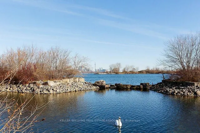 Additional image 38 of 59 Annie Craig Dr Unit 1003