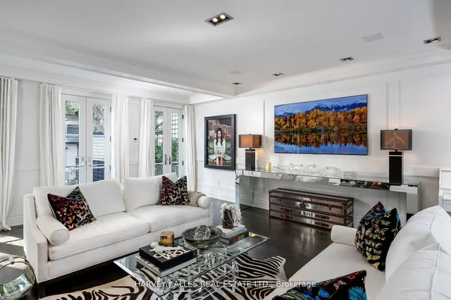 Additional image 13 of 112 Hazelton Ave