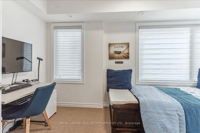 Additional image 16 of 389 The Westway Unit TH 7