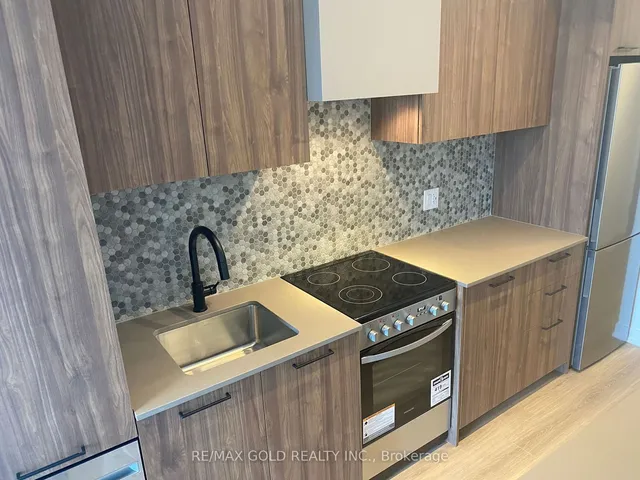Additional image 33 of 10 Lagerfeld Dr Unit 301