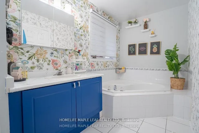 Additional image 18 of 71 Tumbleweed Tr