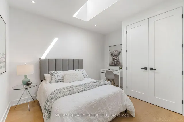 Additional image 23 of 45 Lanark Ave