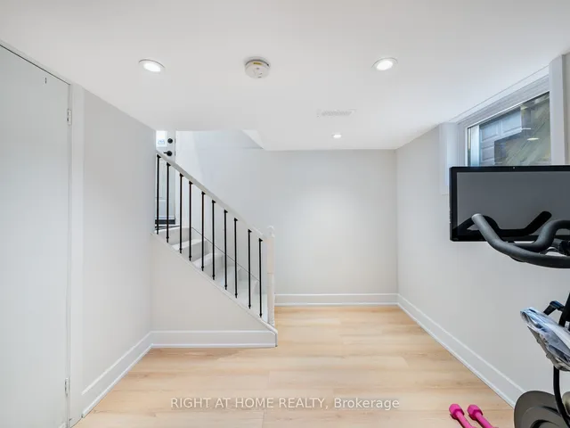 Additional image 31 of 49 Amsterdam Ave