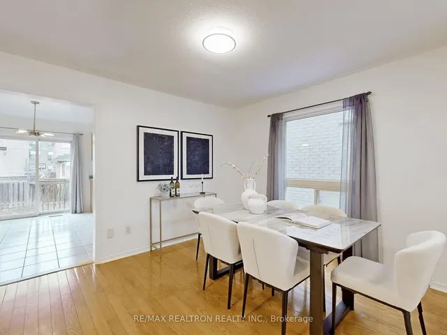 Additional image 8 of 8 Grackle Tr