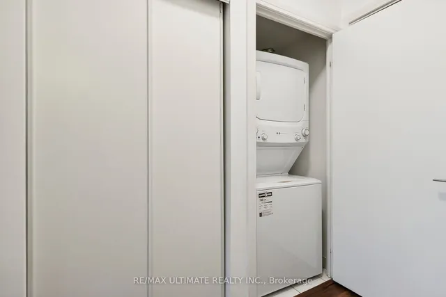 Additional image 31 of 35 Brian Peck Cres Unit 102