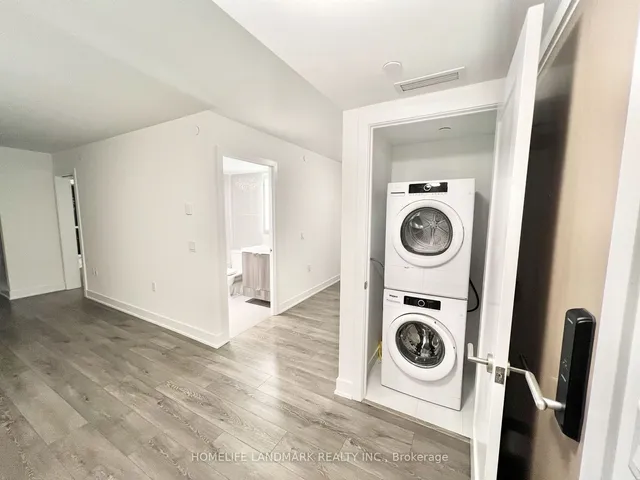 Additional image 9 of 585 Bloor St Unit 2121