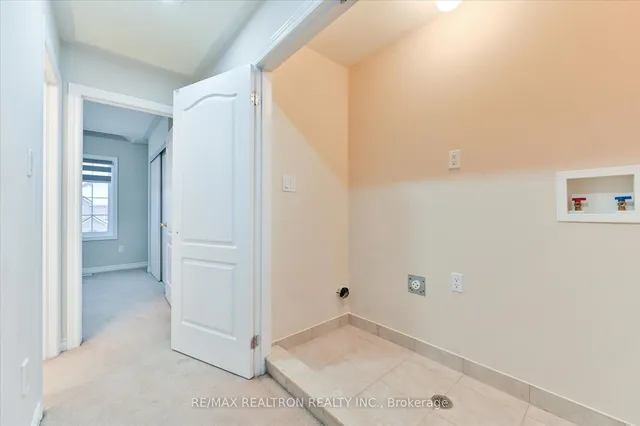 Additional image 26 of 72 Daden Oaks Dr