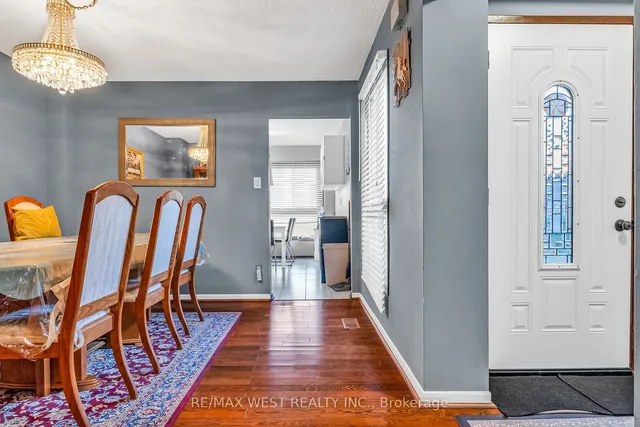 Additional image 17 of 2 Dailing Gate Unit 19