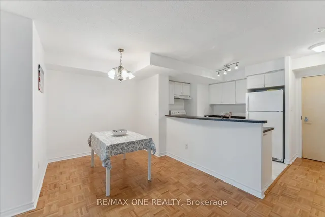 Additional image 20 of 7 Lorraine Dr Unit 909