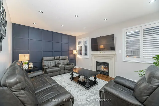 Additional image 17 of 24 Campwood Cres