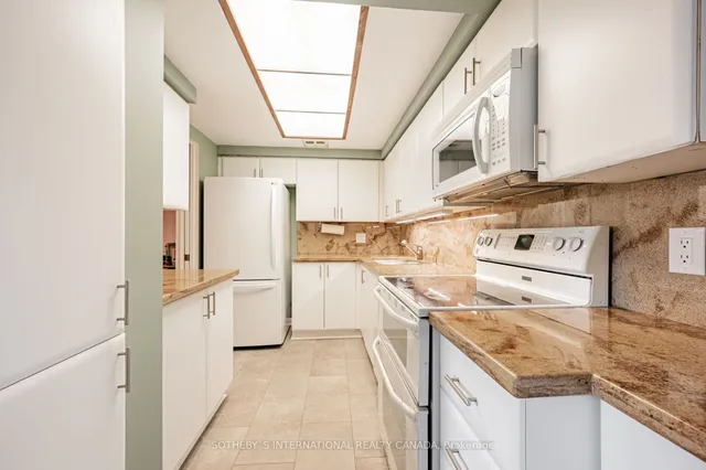 Additional image 12 of 278 Bloor St Unit 905