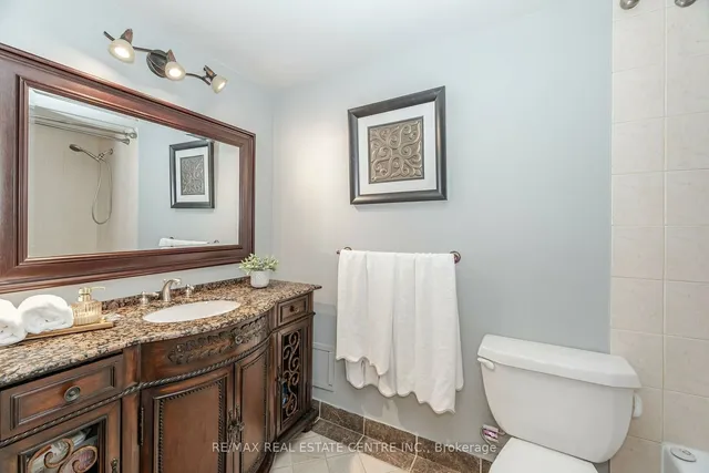 Additional image 26 of 714 The West Mall Unit 1009