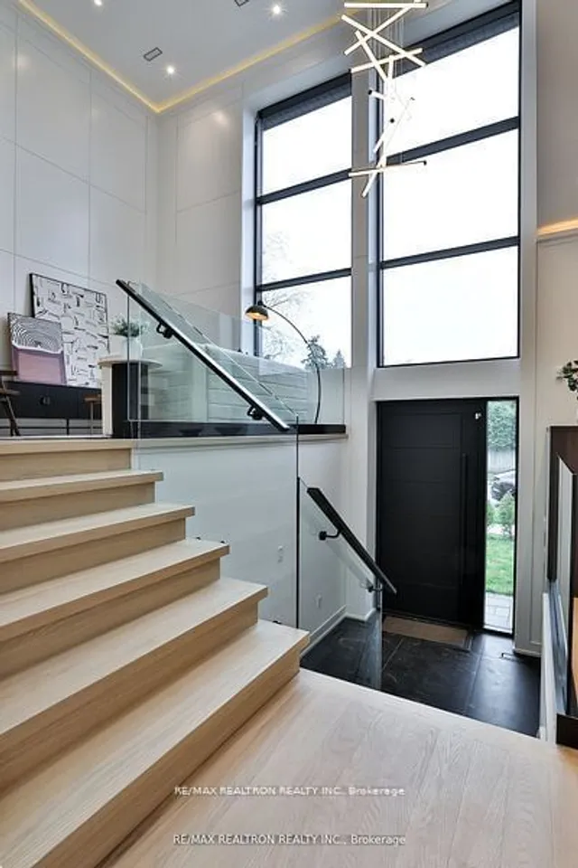 Additional image 3 of 48 Denver Cres