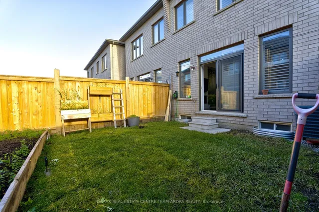 Additional image 28 of 29 Adventura Rd